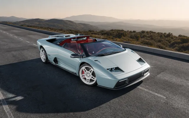 Eccentrica V12 Roadster: зачем Diablo получил карбон и механику