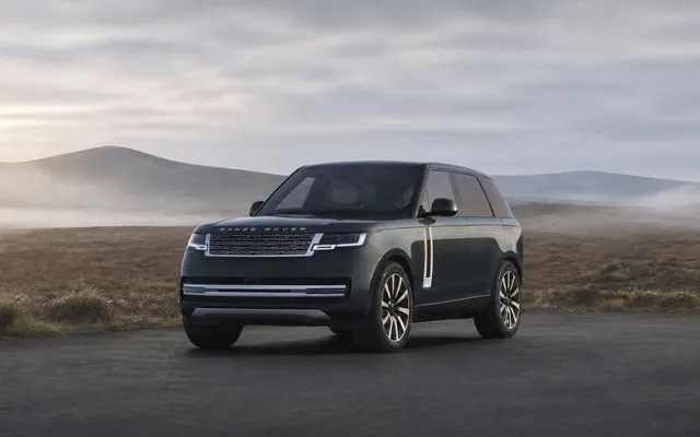 Range Rover Electric: как электропривод сохранил внедорожные возможности
