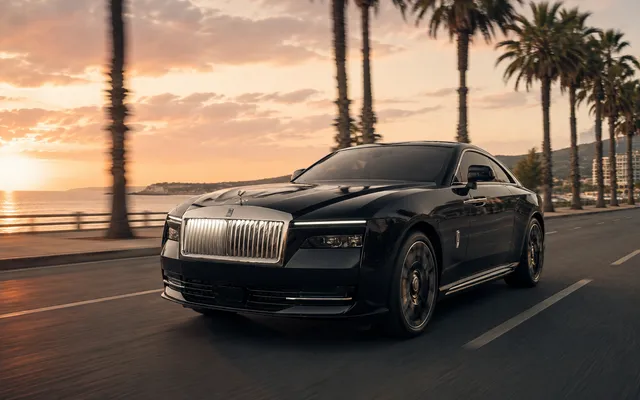 Rolls-Royce Spectre Series II — новый электрический суперкупе с увеличенным запасом хода