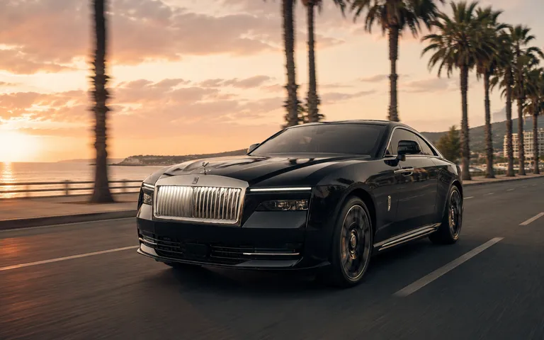 Rolls-Royce Spectre Series II — новый электрический суперкупе с увеличенным запасом хода Rolls-Royce Spectre Series II — новый электрический суперкупе с увеличенным запасом хода