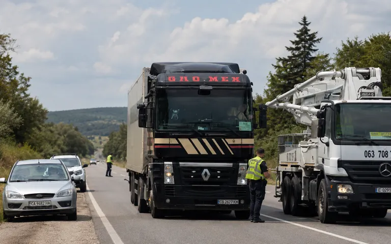 В Киеве ввели температурные ограничения для грузовиков свыше 24 тонн
