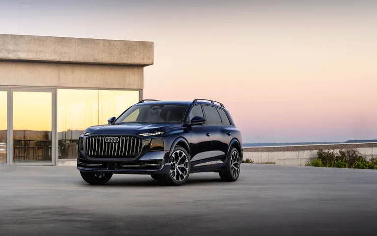 Audi Q9 против BMW X7 и Mercedes-Benz GLS: размеры и факты Audi Q9 против BMW X7 и Mercedes-Benz GLS: размеры и факты