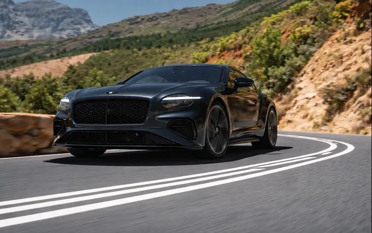 Новый Bentley Continental GT (2026): гибридный V8, роскошь и характер гран-турера